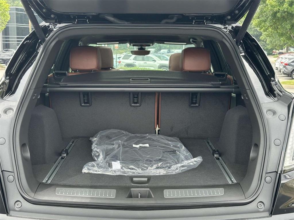 new 2025 Cadillac XT5 car, priced at $68,330