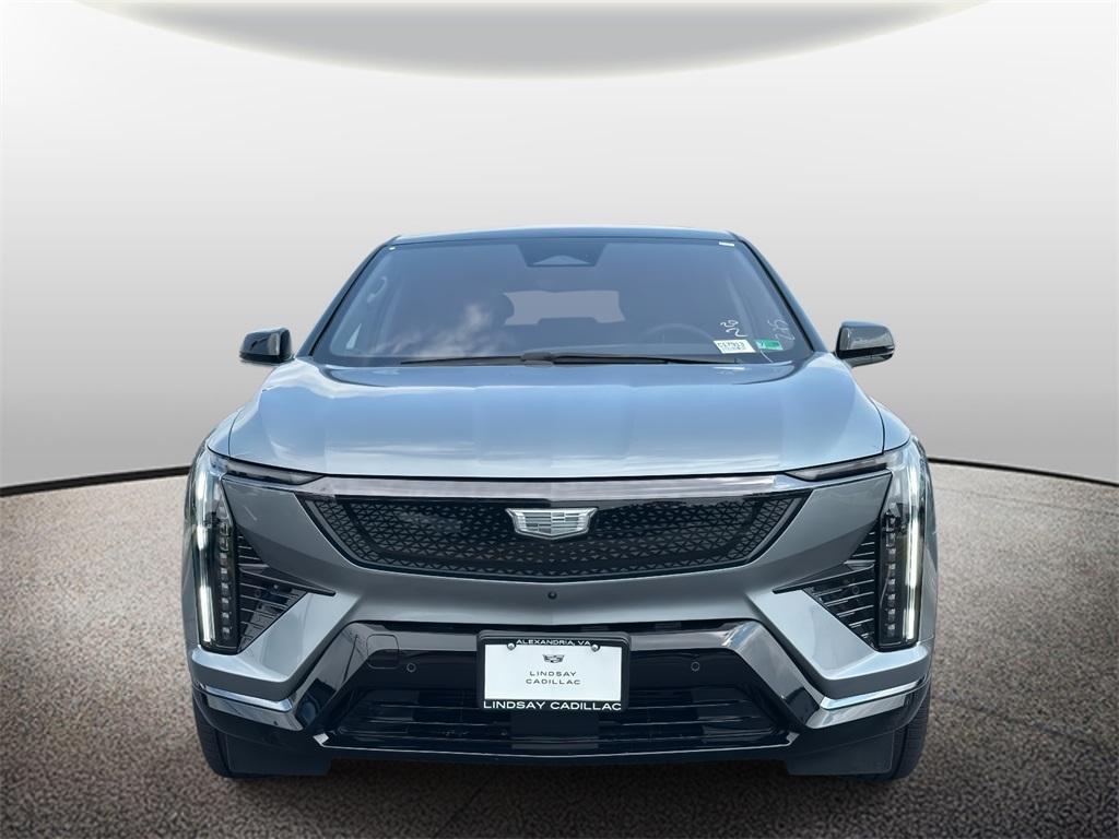 new 2025 Cadillac OPTIQ car, priced at $59,410