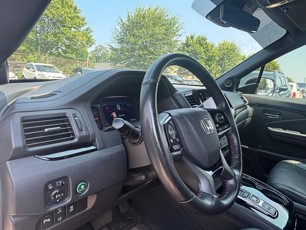 used 2021 Honda Pilot car, priced at $30,000