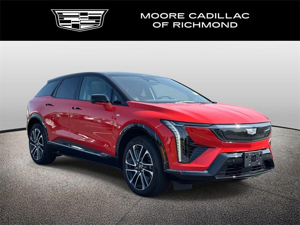 new 2025 Cadillac OPTIQ car, priced at $56,215