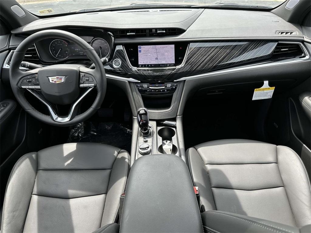 new 2025 Cadillac XT6 car, priced at $60,215