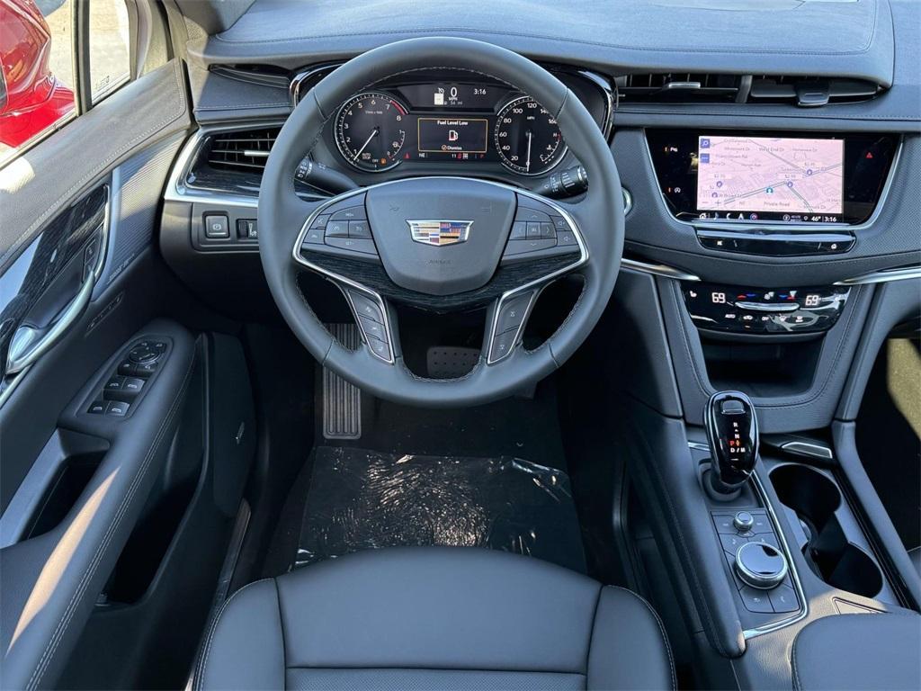 new 2025 Cadillac XT5 car, priced at $56,215