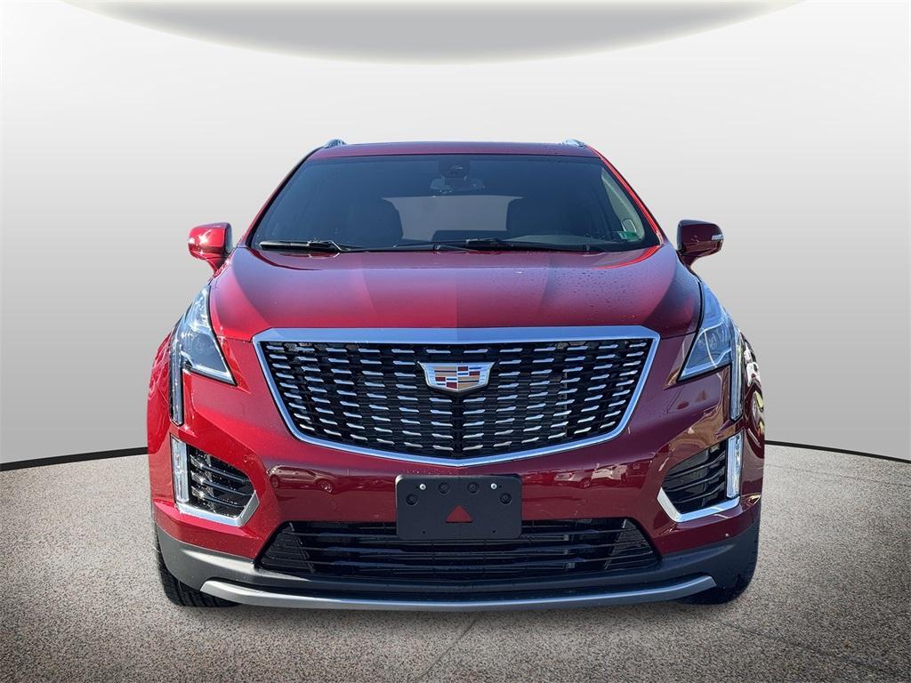 new 2025 Cadillac XT5 car, priced at $56,215