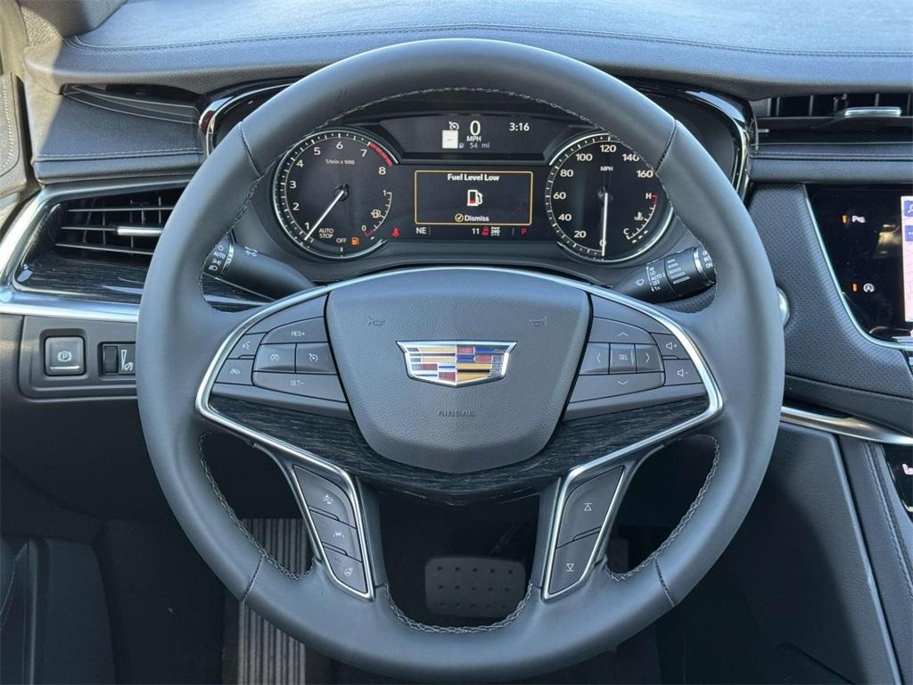 new 2025 Cadillac XT5 car, priced at $56,215