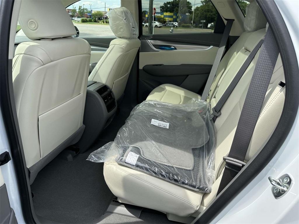 new 2025 Cadillac XT5 car, priced at $56,315