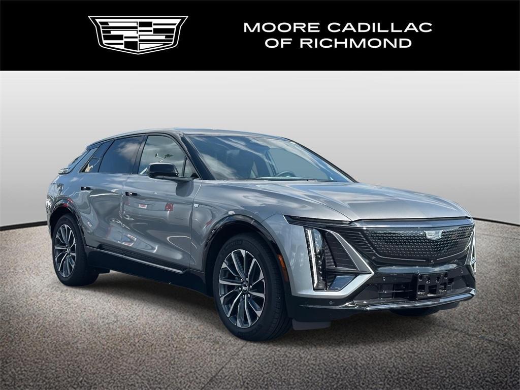 new 2025 Cadillac LYRIQ car, priced at $69,590