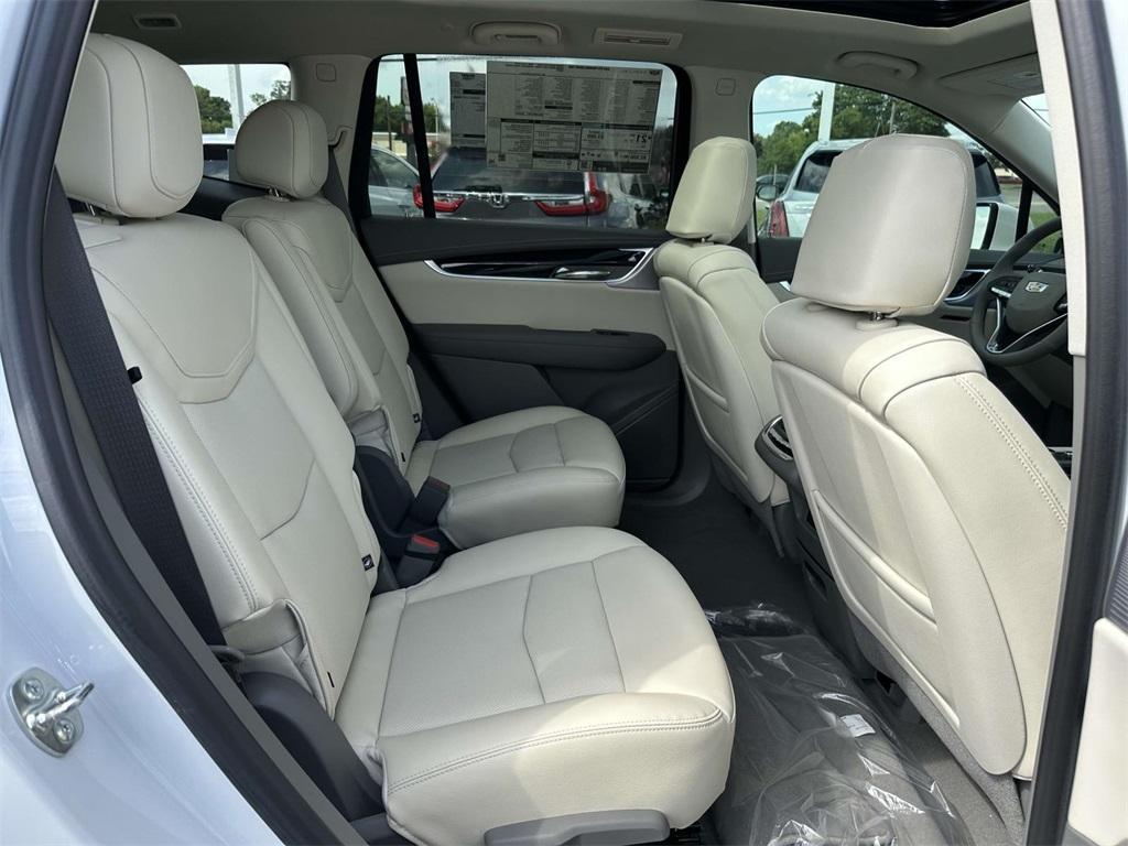 new 2025 Cadillac XT6 car, priced at $62,465
