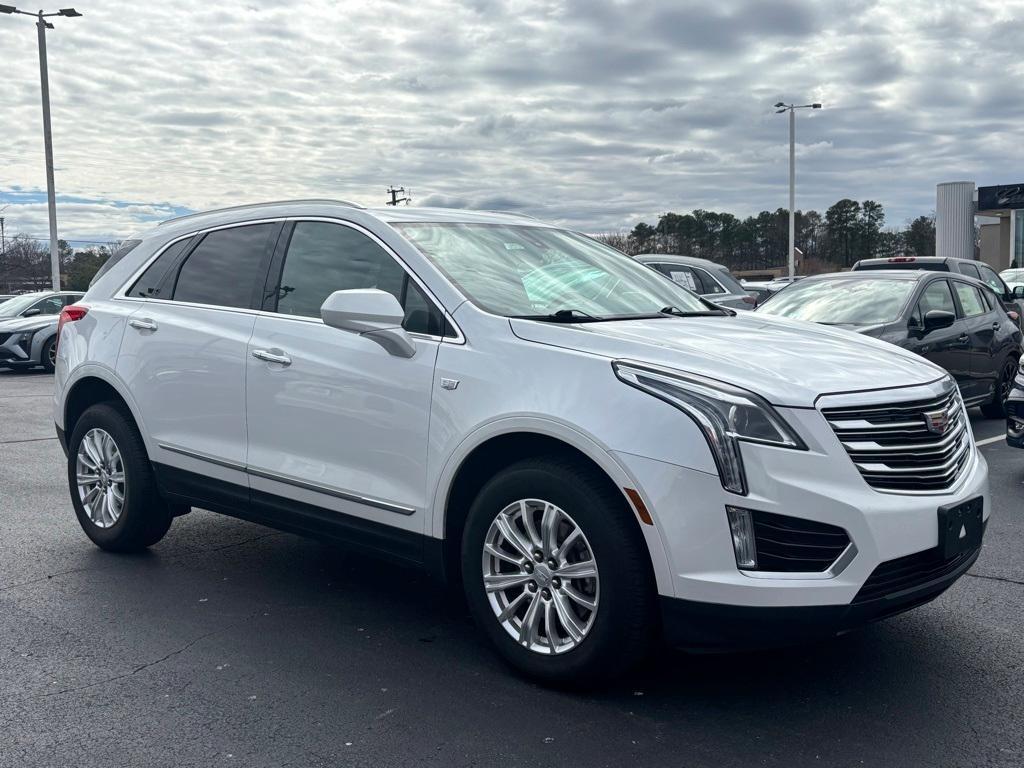 used 2018 Cadillac XT5 car, priced at $16,500