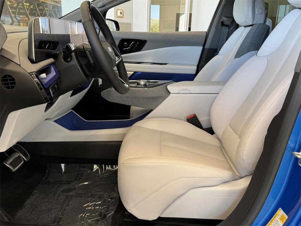 new 2025 Cadillac OPTIQ car, priced at $59,010