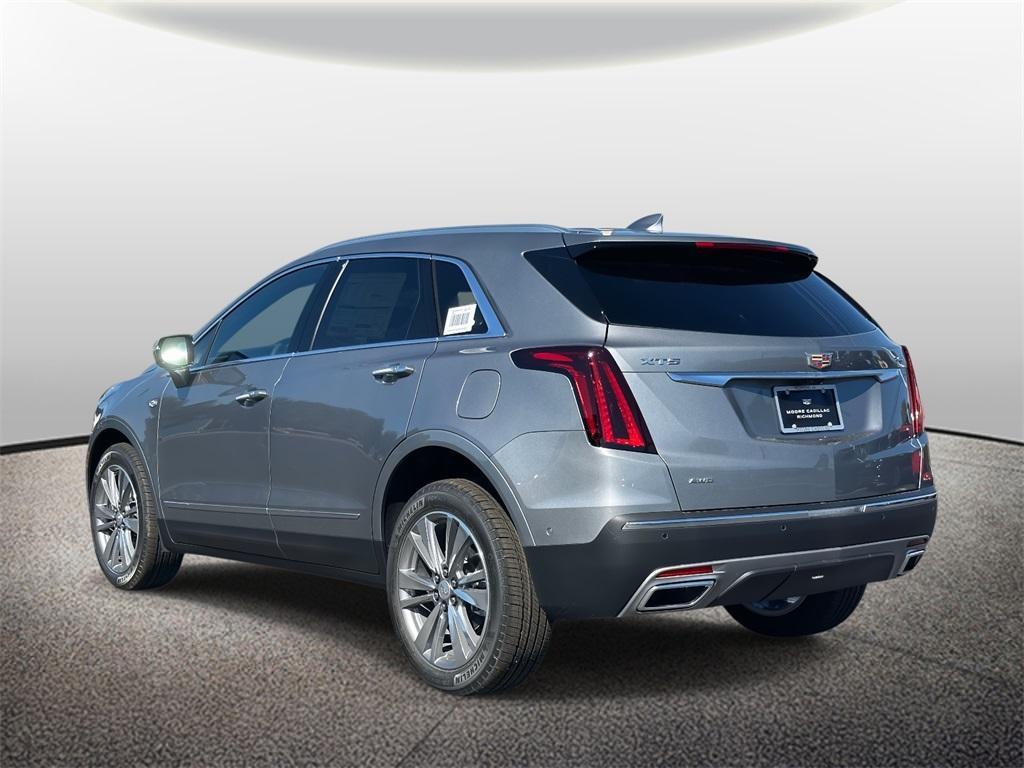 new 2025 Cadillac XT5 car, priced at $58,665