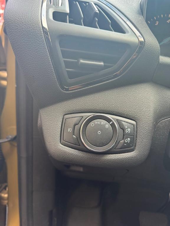 used 2014 Ford Escape car, priced at $8,000