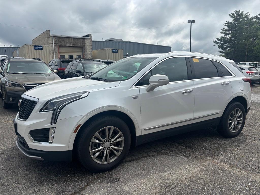 used 2022 Cadillac XT5 car, priced at $30,500