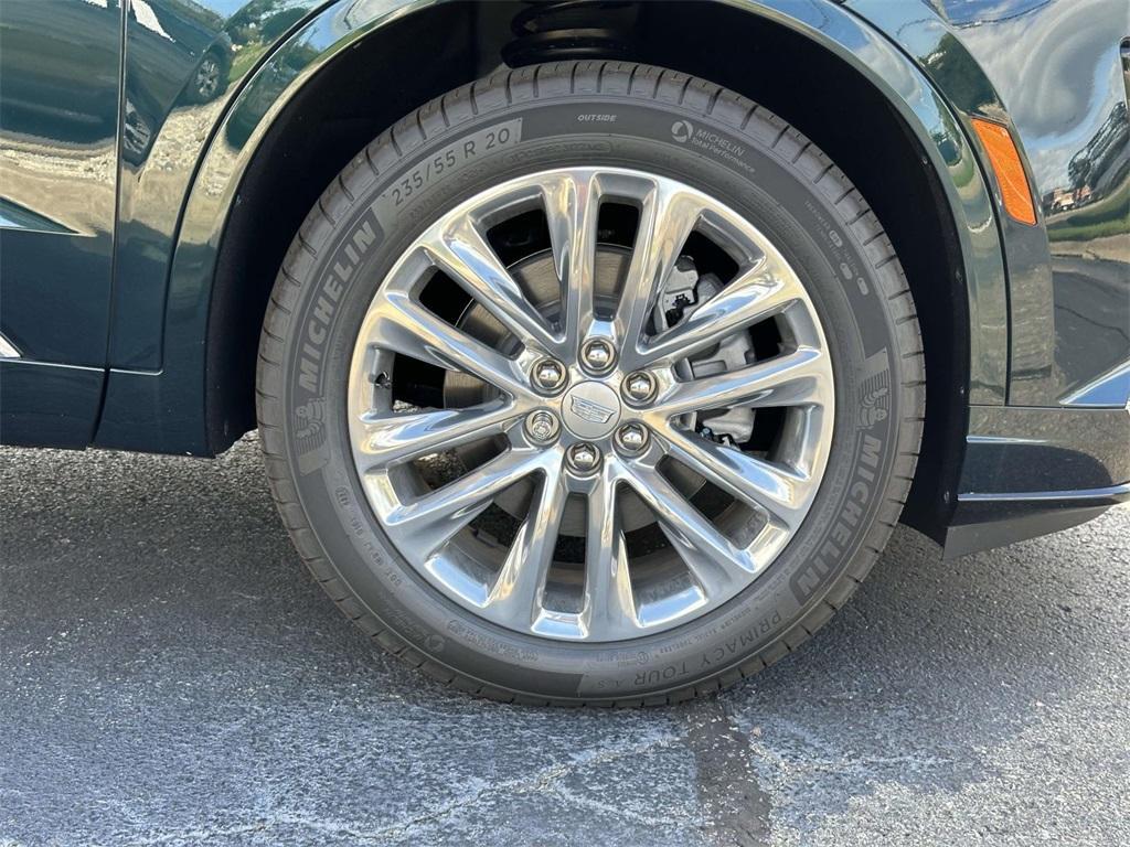 new 2025 Cadillac XT6 car, priced at $58,583