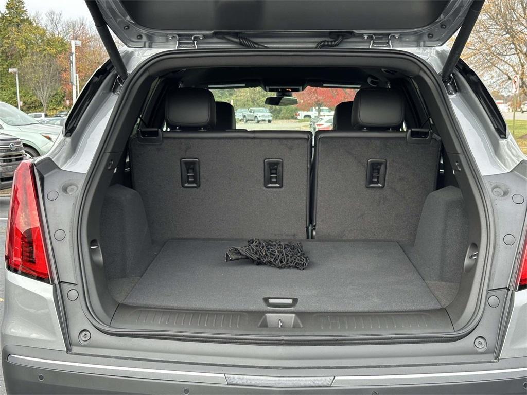 new 2026 Cadillac XT5 car, priced at $47,795