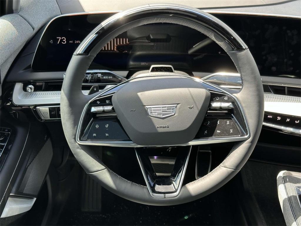 new 2025 Cadillac OPTIQ car, priced at $58,415