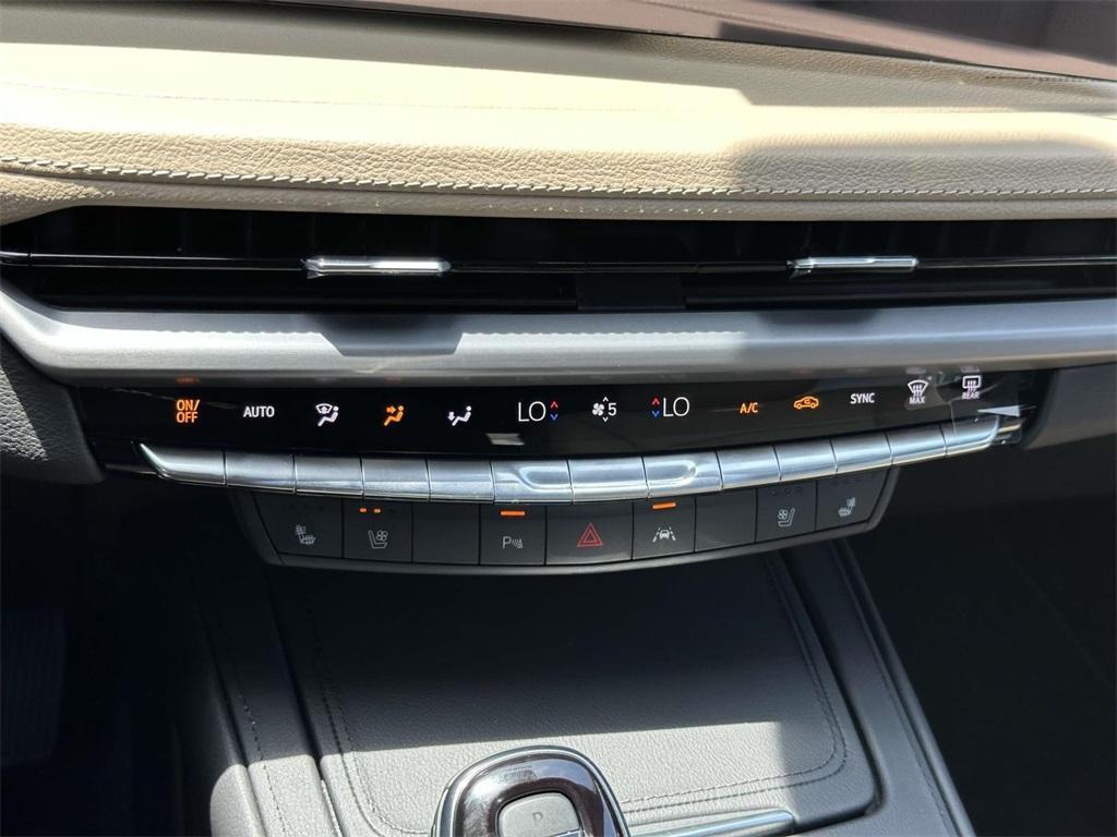 new 2025 Cadillac XT4 car, priced at $44,915