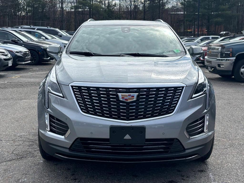 used 2025 Cadillac XT5 car, priced at $44,500