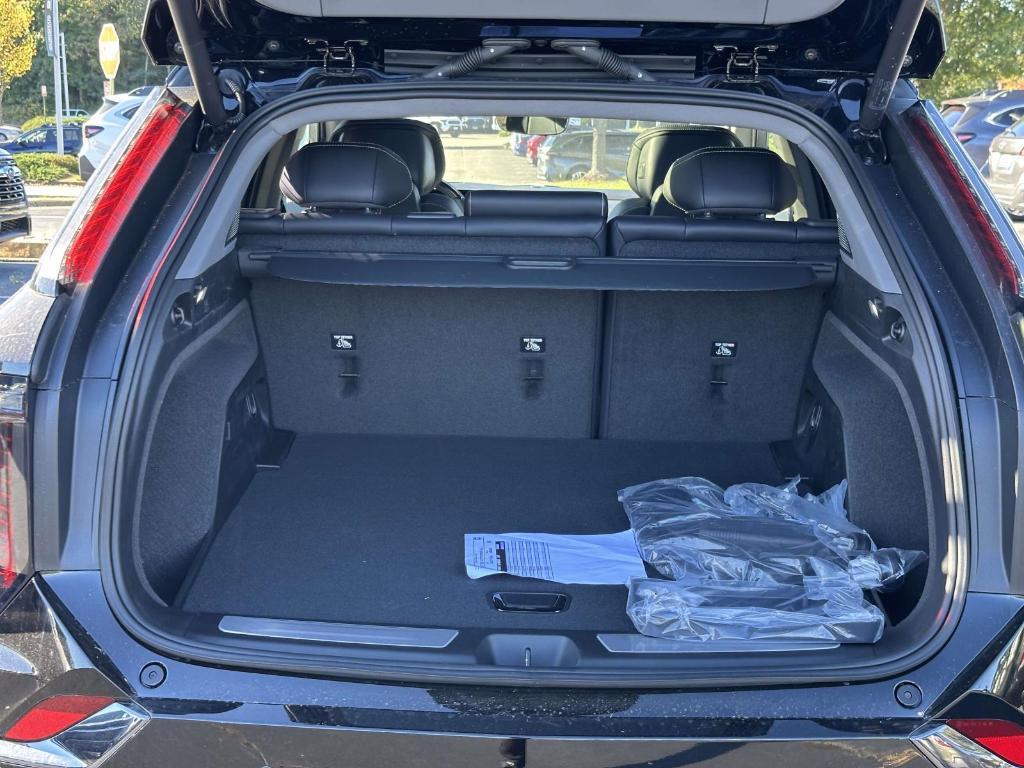 new 2025 Cadillac OPTIQ car, priced at $62,665