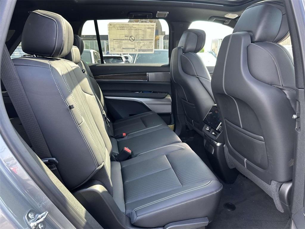 new 2026 Cadillac VISTIQ car, priced at $79,090