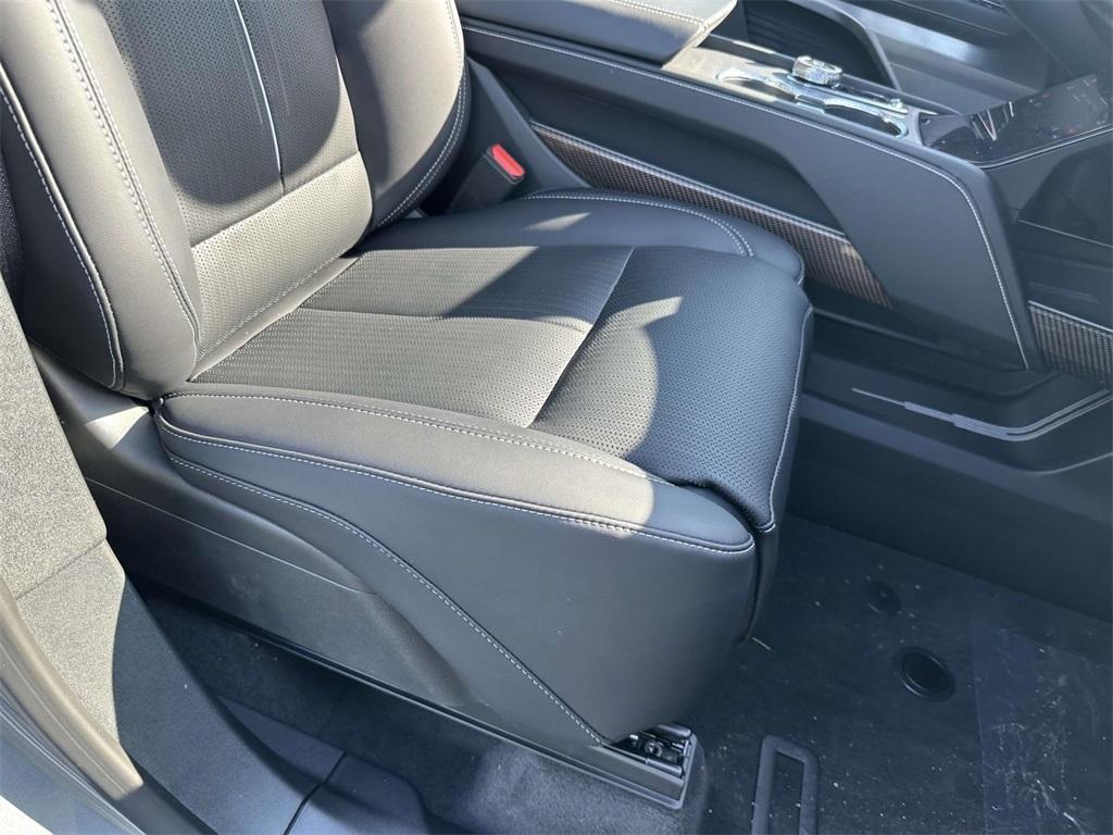 new 2026 Cadillac VISTIQ car, priced at $79,090