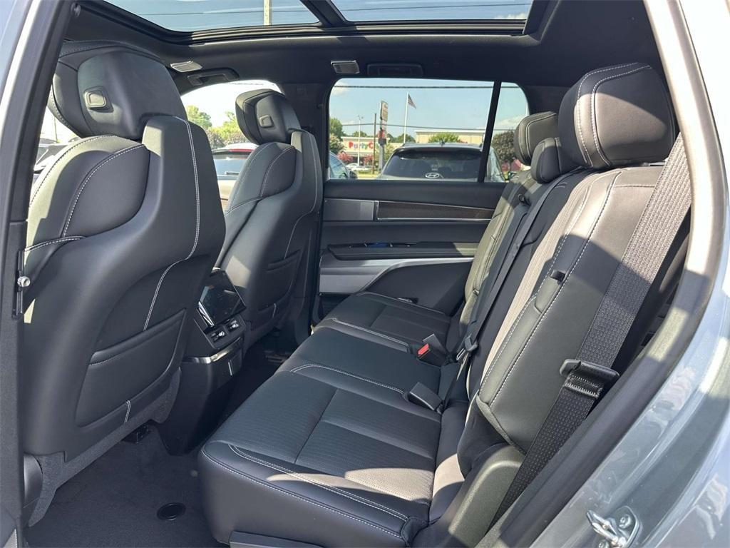 new 2026 Cadillac VISTIQ car, priced at $79,090