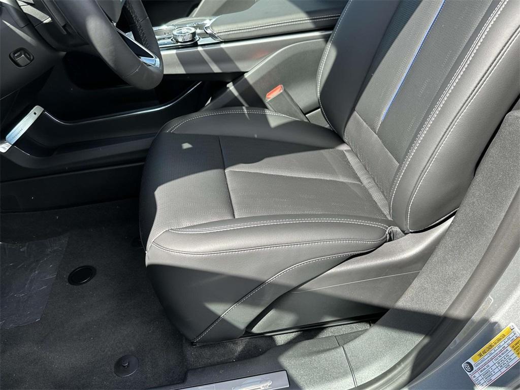 new 2025 Cadillac LYRIQ car, priced at $60,590