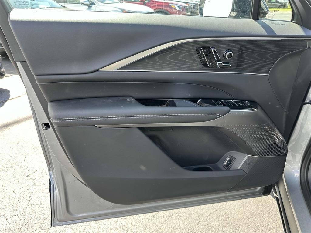 new 2025 Cadillac LYRIQ car, priced at $60,590