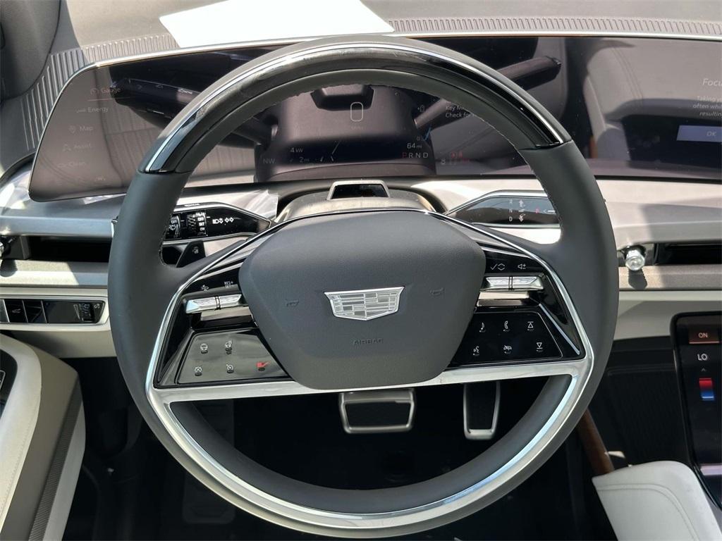 new 2026 Cadillac VISTIQ car, priced at $80,515