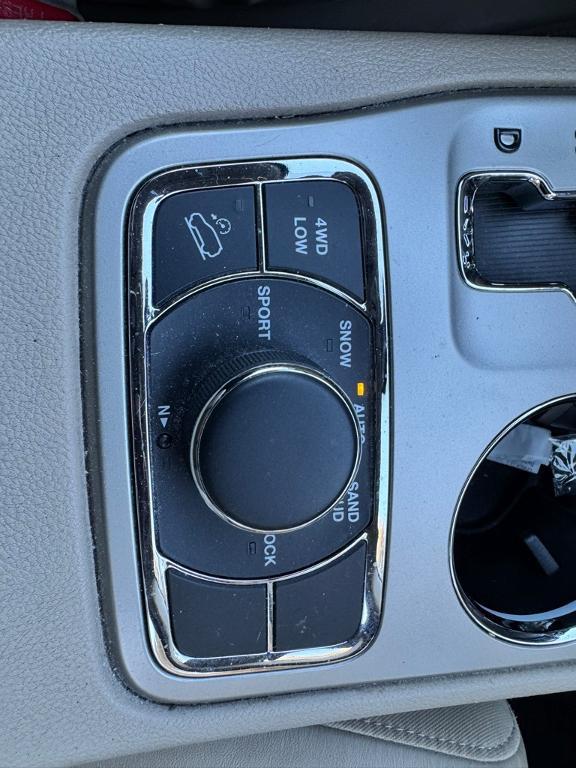 used 2012 Jeep Grand Cherokee car, priced at $10,500