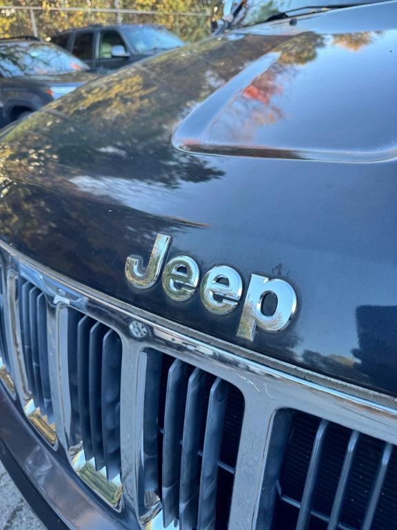 used 2012 Jeep Grand Cherokee car, priced at $10,500