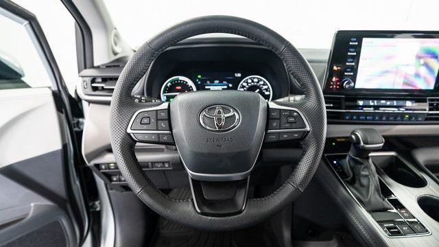 used 2024 Toyota Sienna car, priced at $57,400