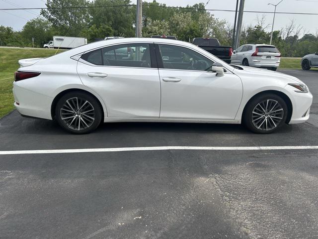 used 2022 Lexus ES 350 car, priced at $37,992