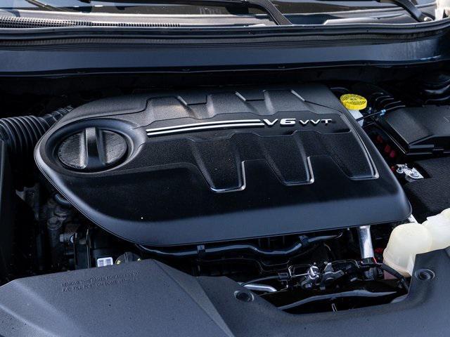 used 2022 Jeep Cherokee car, priced at $23,258
