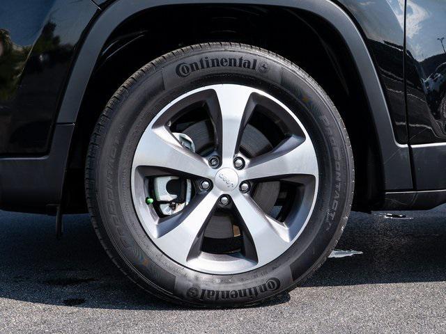 used 2022 Jeep Cherokee car, priced at $23,258