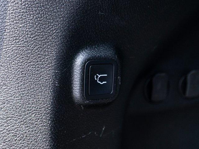 used 2022 Jeep Cherokee car, priced at $23,258