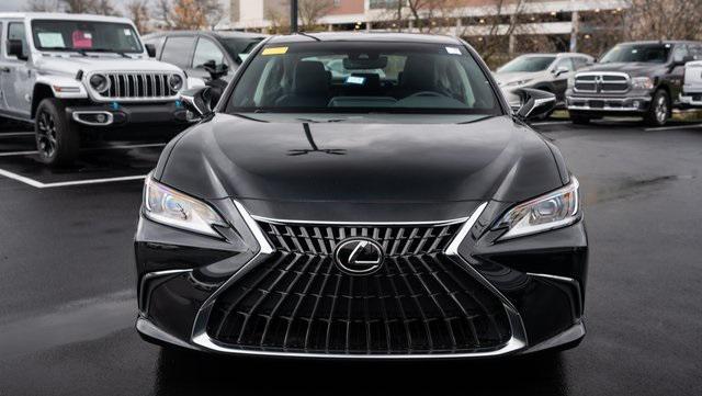 used 2022 Lexus ES 350 car, priced at $37,618