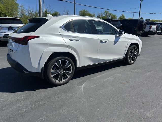 used 2025 Lexus UX 300h car, priced at $41,698