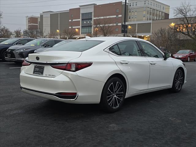 used 2024 Lexus ES 250 car, priced at $38,498
