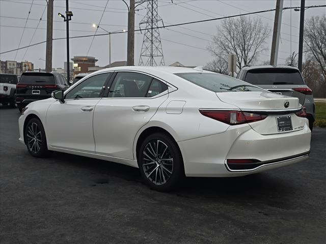 used 2024 Lexus ES 250 car, priced at $38,498