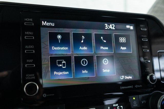 used 2020 Toyota Highlander car, priced at $27,998