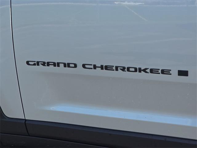 used 2022 Jeep Grand Cherokee car, priced at $29,498