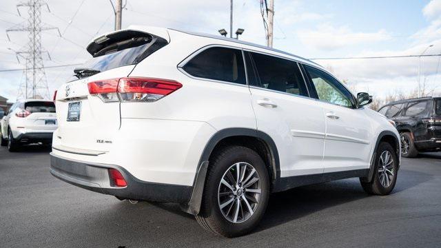 used 2019 Toyota Highlander car, priced at $28,680