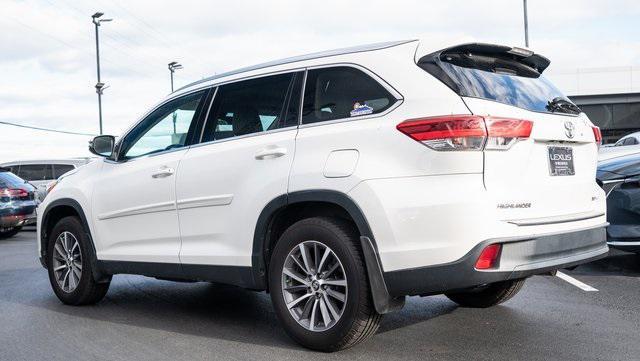 used 2019 Toyota Highlander car, priced at $28,680