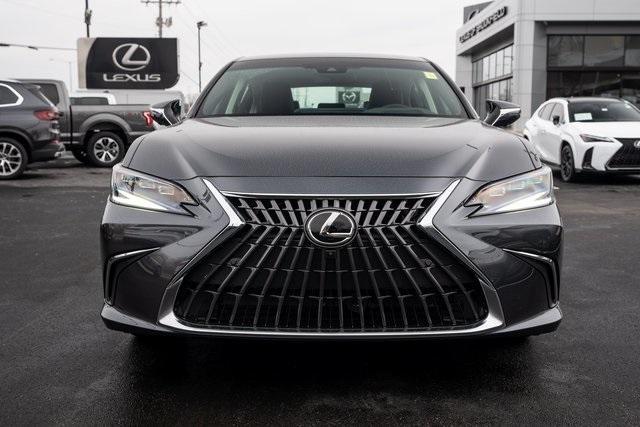 new 2025 Lexus ES 300h car, priced at $54,243