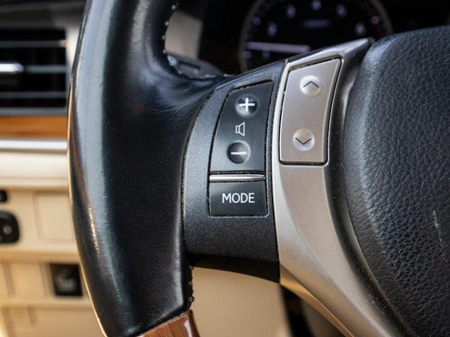 used 2013 Lexus ES 300h car, priced at $14,998
