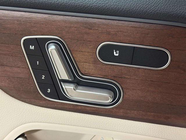 used 2023 Mercedes-Benz GLA 250 car, priced at $33,992