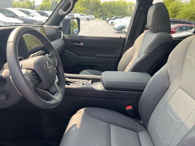 used 2025 Lexus GX 550 car, priced at $88,999