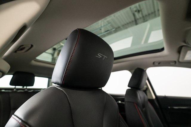 used 2022 Buick Envision car, priced at $28,498