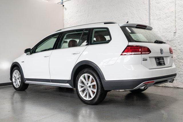 used 2019 Volkswagen Golf Alltrack car, priced at $22,109