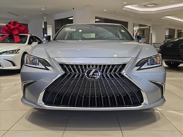 new 2025 Lexus ES 350 car, priced at $48,024